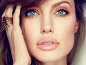 angelina-jolie-actress-lips-photo