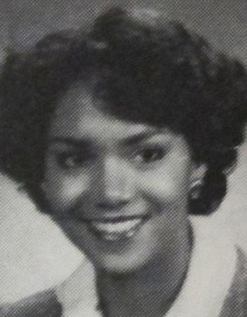 hollywood-actress-halle-berry-black-ethnicity-young-high-school-photo-picture