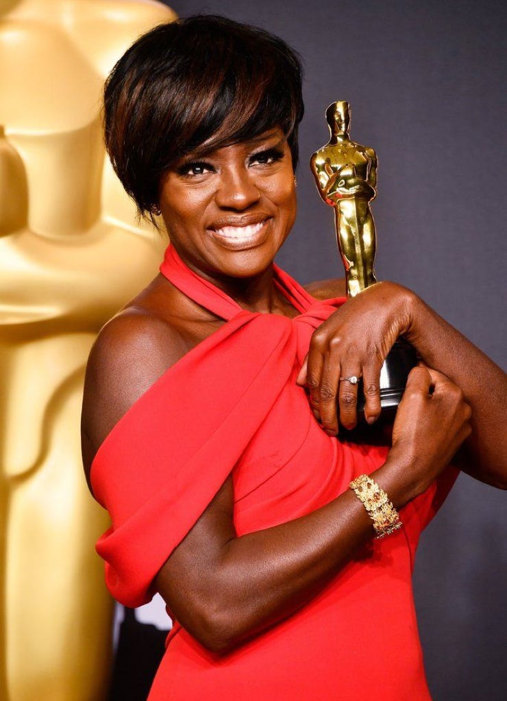 Hollywood film actor Viola Davis, with Oscar, 2017